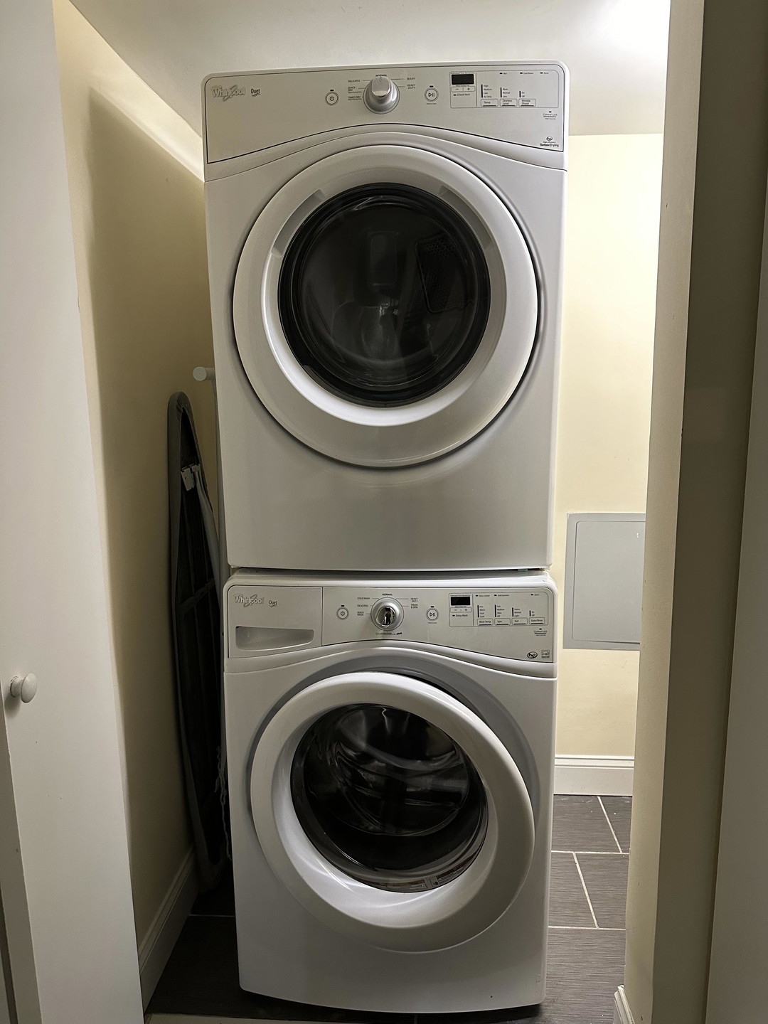 Silver Plus Room 2 - Florida Ave  - Washington DC